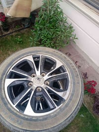 ويل كب مآل لاند كروز موديل 20 تخم تاير جديد ويل كب اصلي تفصيخ  سعر ٩٠٠...