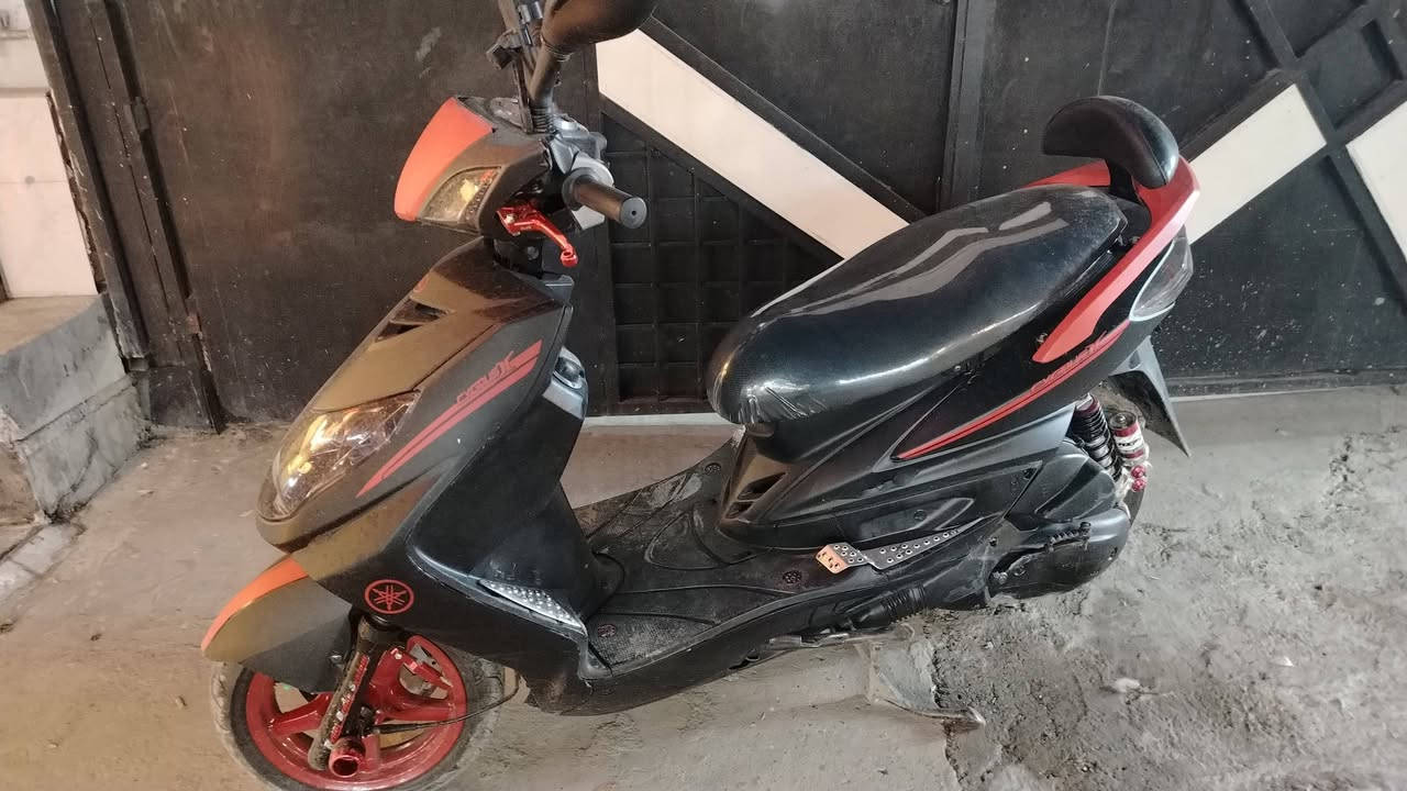 سلام عليكم سكنس ياباني كفاله عامه مابيها اي نقص شاري لا تجي خاص بي وتساب ***********  بغداد لغزالية سعر واحد و ٢٠٠
