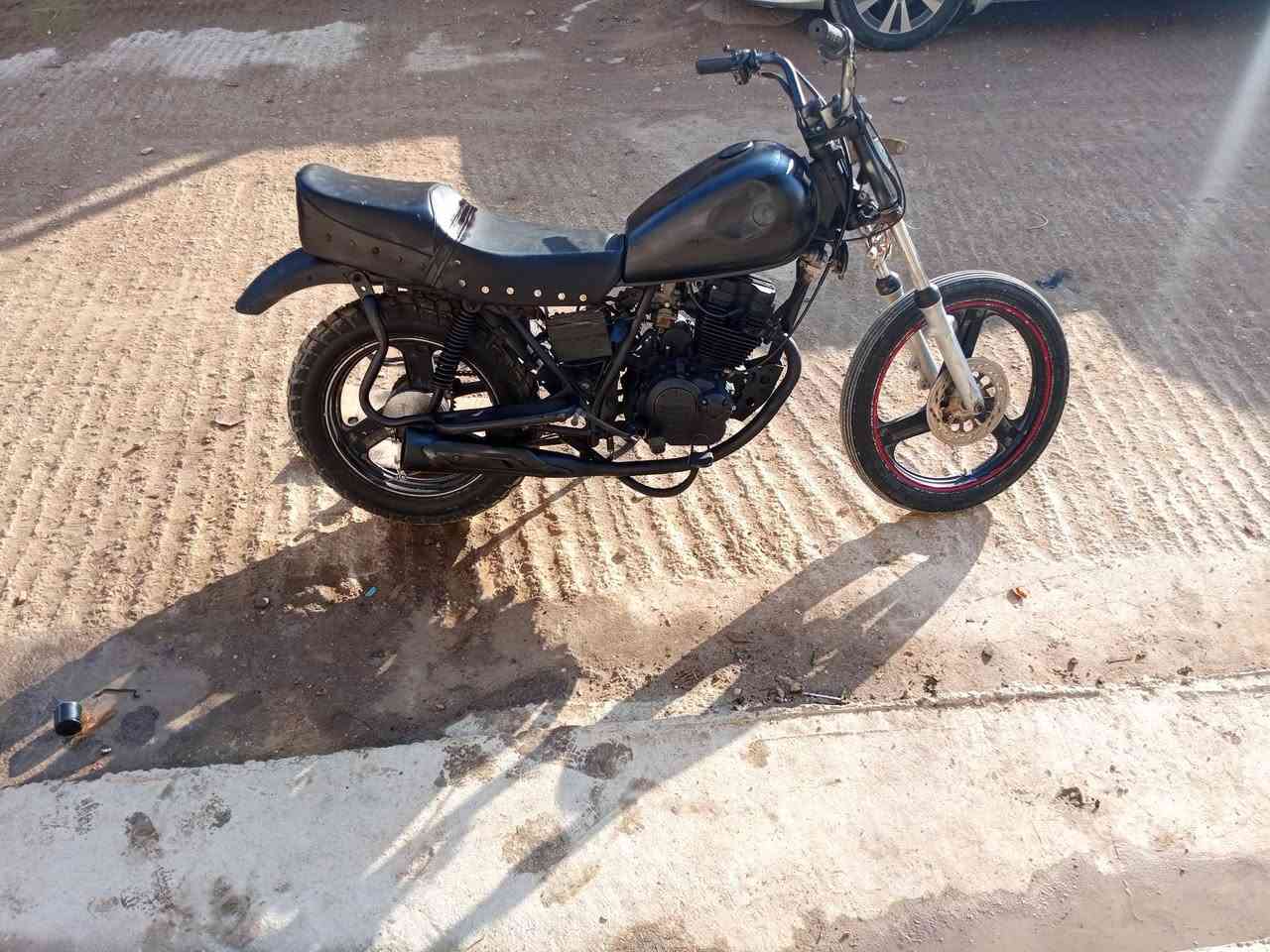 سلام عليكم ورحمة الله وبركاته دايوان اوباما مديل 15 اصوليه اوراقها جدد مكينتها تخبل ناااعمه مكاني زين القوس ***********
