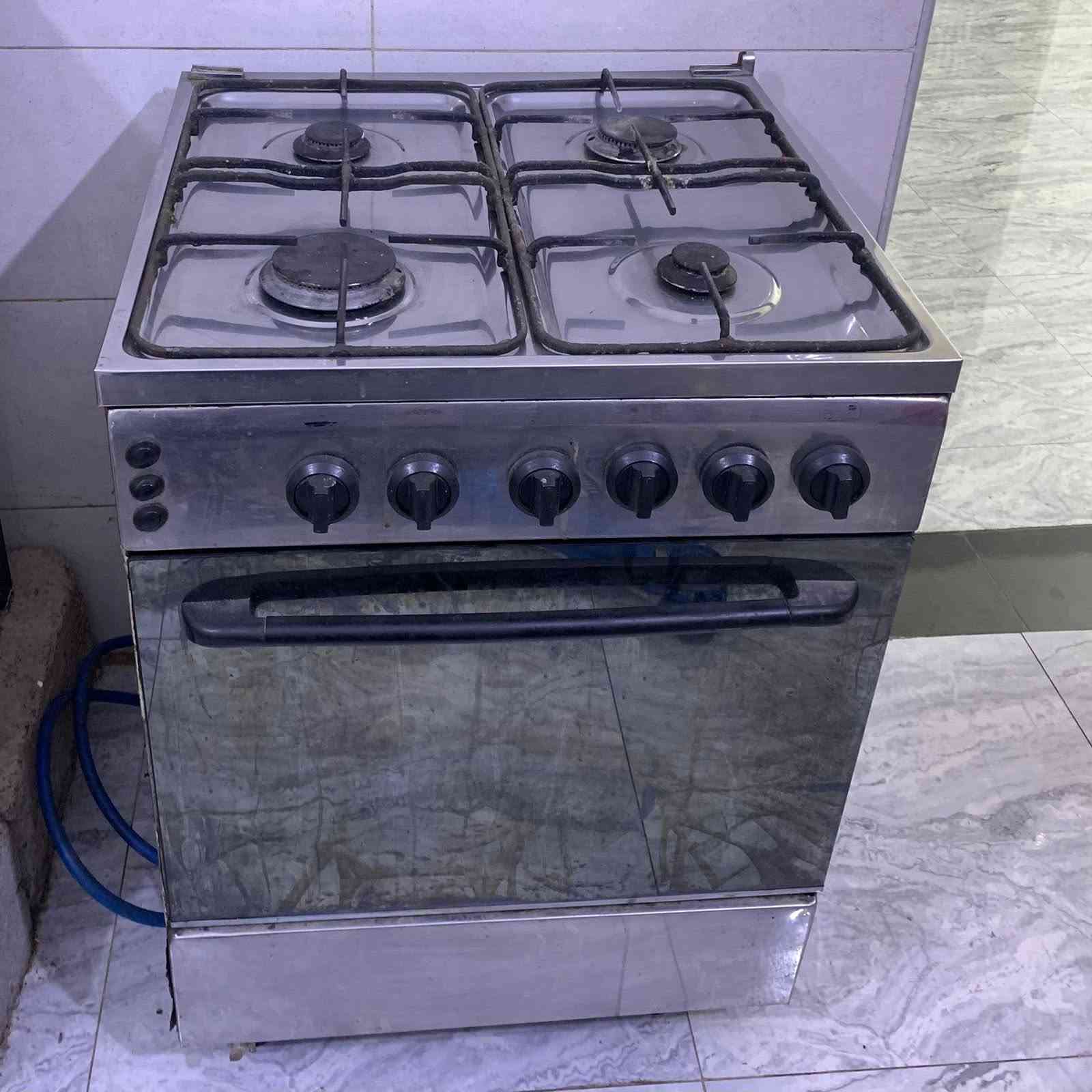 جميع الاغراض ع ١٠٠ وبيهن مجال بسيط اي حاجة ١٠٠ ***********
