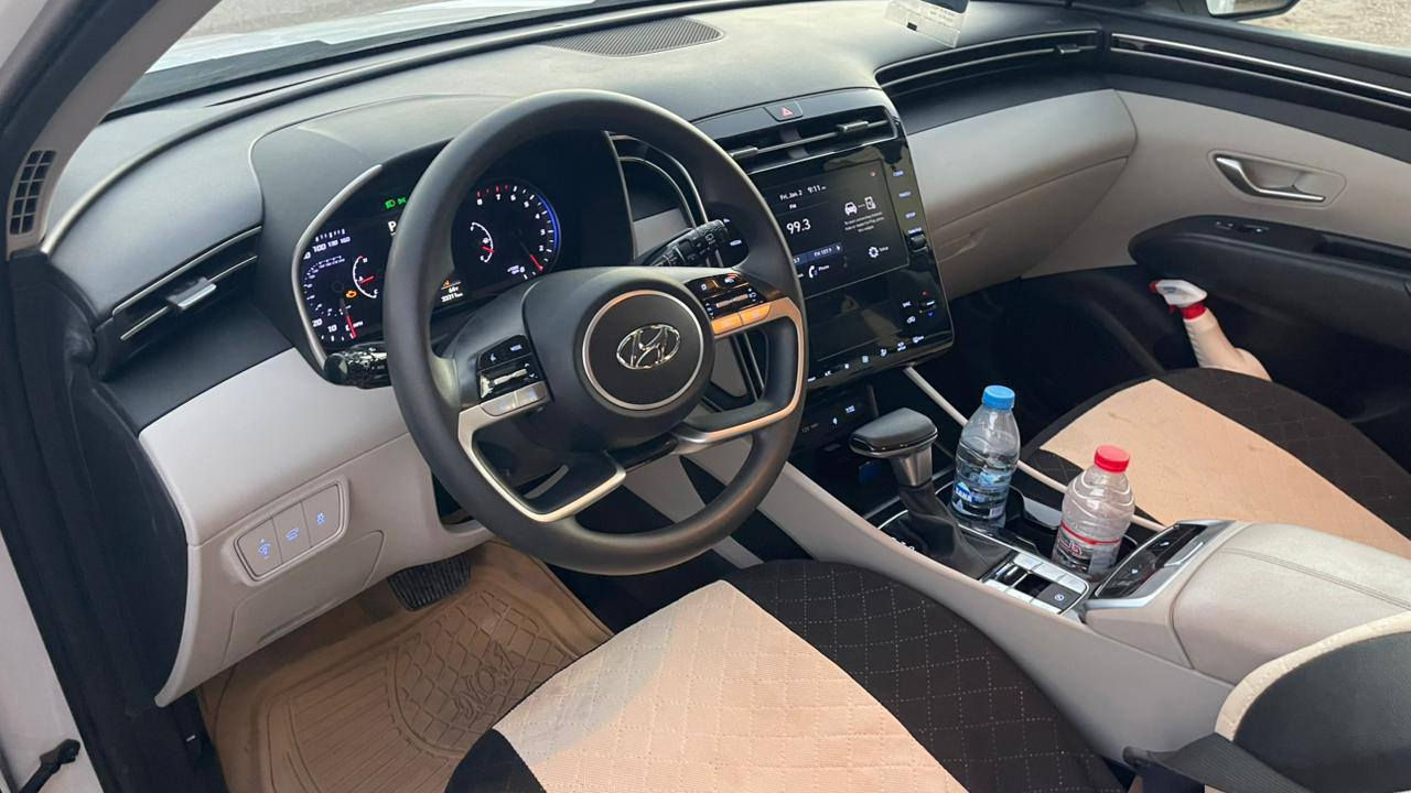 سلام عليكم
توسان للبيع موديل 24
امريكيه رقم بغداد 
رقم الهاتف 
***********
***********
