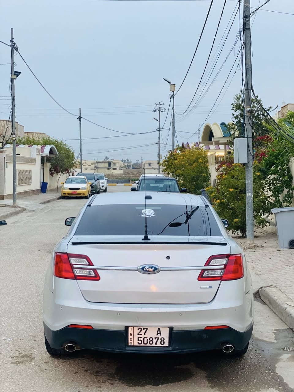 بيع او مراوس حسب القناعه تورس بوليسي مديل 17 رقم ذي قار بسمي تحويل اي محافظه. سياره جاهزه من كلشي كير تعليك تبريد ثلج حداديه جديده مواصفات البوليسي معروفه. وشرط ترايك من البصره الزاخو. حادثها خلفي فقط  موجود بلصور.   مكان السياره بابل 
 السعر  117$.    ***********
