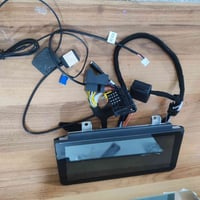 شاشه ب 80 الف مع توصيل شغاله ما اعرف مال يا سياره 07705808734