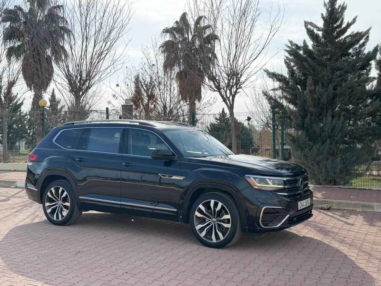 : .اطلس  .2022.v6 .
SEL Premium R line-.4Motio 
‎المواصفات فول فول/1/1/أعلى فئة 

‎حجم المحرك : 3.6( 6 سلندر )
‎المواصفات
‎دة بل اكسل : AWD كيج الكتروني بردات ابواب
‎داخل رصاصي بيلادي فتحه سقف بانورما
‎ابواب بصمة بصمة تشغيل تشغيل عن بعد : REMOTE START
‎مرايا شفط كهربائي+إنارة 
‎سستم سماعات : FENDER شحن وايرليس
‎اوتو بارك : AUTO PARK
‎اوتو هولد : AUTO HOLD
‎اوتو ستارت : AUTO STARD
‎صندوق شفط كهربائي+🦵
‎ شاشة دشبول ديجيتال
‎اوتو هولد
‎اوتو ستارت
‎اوتو بارك : AUTO PARK
AUTO HOLD:
AUTO STARD:
‎اوتو ستوب : AUTO STOP
‎نظام : GPS
‎نظام : ECO
‎نظام : NORMAL
‎نظام : SPORT
‎نظام : SNOW
‎نظام
OFFROAD
‎نظام OFFR.CUSTOM
‎كشنات : VIP
‎كشنات جلد
‎كشنات جلد تدفئة+تبريد +خزن+ميموري
‎كاميرة " 360
‎كاميره امامي
‎كاميره جانبي
‎كاميره خلفي
‎هاند بريك بصمة
‎رادار 360
‎رادار امامي ( تحديد مسار )
‎رادار جانبي ( نقاط عمياء )
‎رادار خلفي ( التحذير من الاصطدام )
‎حساسات 360
‎1.حساسات امامي
‎2.حساسات جانبي
‎3.احساسات خلفي
‎تحكم اسيرين استيرن تدفئة تبريد المس تبريد مركزي
‎لايتات LED زينون متحرك بيلادي بكلايتات LED بيلادي
‎ويل كروم حجم 21
سعر :245$مجال
سبواغ 4 قتعة

چةمالخ بابين 
بونيد بدون داخلي بدون شاصي 
‎***********    رقم واتساب


**إذا كنت صاحب هذا الإعلان وتريد حذفه لأي سبب، رجاءا أرسل رسالة إلى الدعم الفني**
