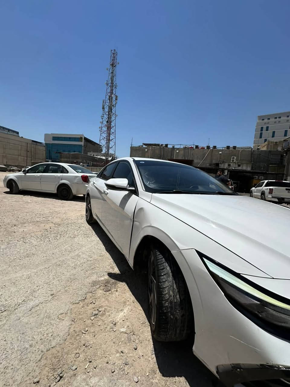 هونداي النترا 2024 تجميع صيني للبيع 
 مكينه مكفوله وتبريد وحداده جاهزه من كلشي 
بيه ضربه خفيفه بالجاملغ الأيمن مثل ما موضح بالصوره وبيه بباب السياق مو ضربه مجرد طخه خفيفه موضحه بالصوره وباقي السياره كفاله من بنيد وصندوق 
مكان السياره البصره الجزيره / الفيروزيه 
السعر 125 ورقه وقابل للتفاوض 
رقم الهاتف ***********
