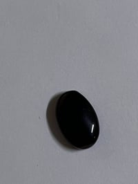 عقيق يماني أسود • غير معالج • ضمان استرجاع