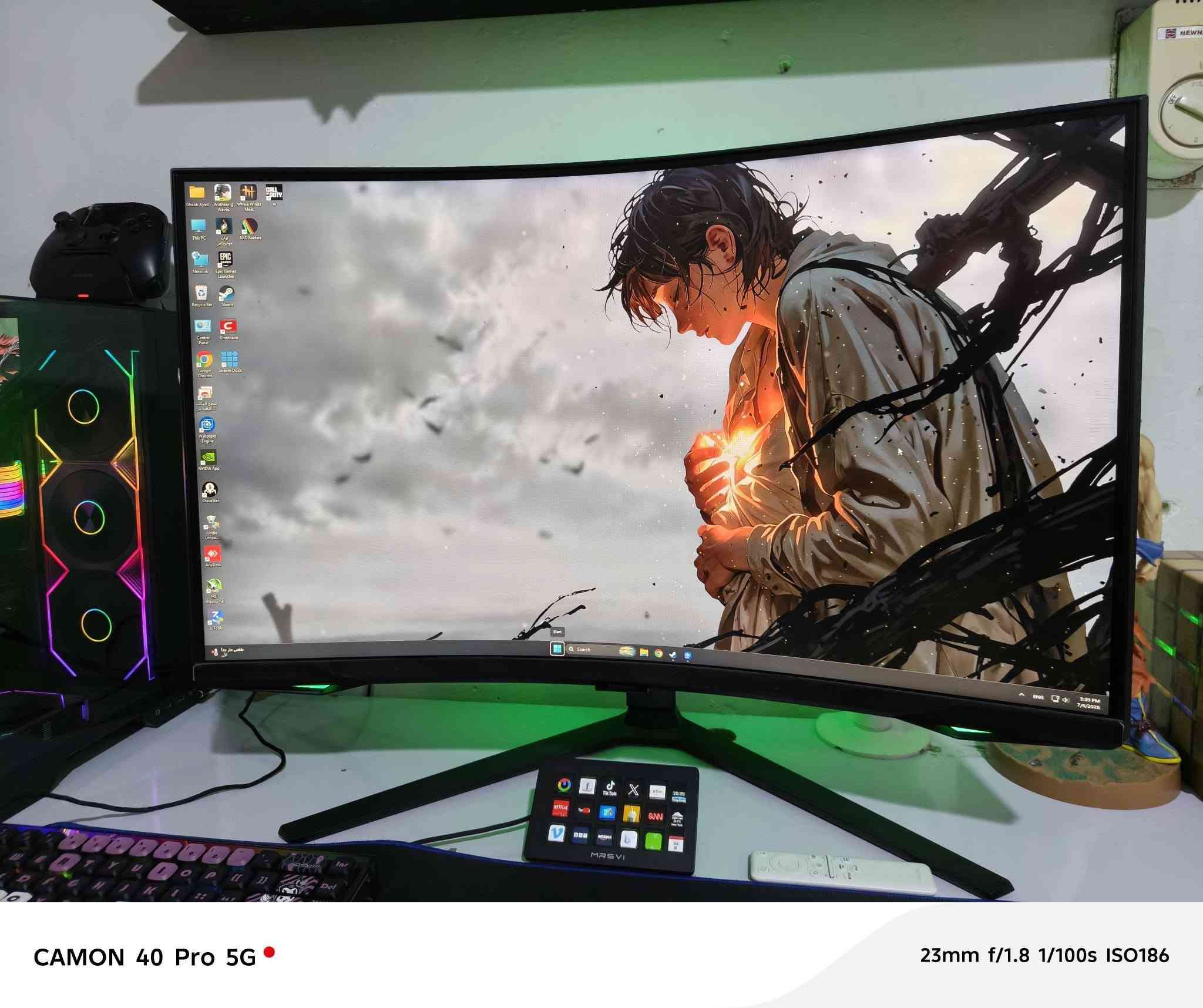 Samsung Odyssey G6 32" Curved Gaming Monitor
🔹 الحجم: 32 بوصة
🔹 الانحناء: 1000R
🔹 الدقة: QHD (2560×1440) 2K
🔹 نوع اللوحة: VA
🔹 معدل التحديث: 240Hz
🔹 زمن الاستجابة: 1ms (GtG)
🔹 دعم HDR10
🔹 تقنية AMD FreeSync Premium Pro
🔹 متوافق مع NVIDIA G-SYNC
🔹 تغطية ألوان DCI-P3 بنسبة 95%
🔹 نسبة التباين: 2500:1
🔹 السطوع: 350 شمعة/م²
المنافذ:
DisplayPort 1.4 ×1
HDMI 2.0 ×2
USB Hub ×2
منفذ سماعة 3.5mm
مميزات إضافية: ✅ شاشة منحنية 1000R
✅ دقة 2K QHD
✅ مناسبة للألعاب الاحترافية والتصميم
✅ قاعدة قابلة لتعديل الارتفاع والميلان والدوران
✅ تدعم تثبيت VESA (100×100)
مستعملة شي بسيط للبيع 425


**إذا كنت صاحب هذا الإعلان وتريد حذفه لأي سبب، رجاءا أرسل رسالة إلى الدعم الفني**