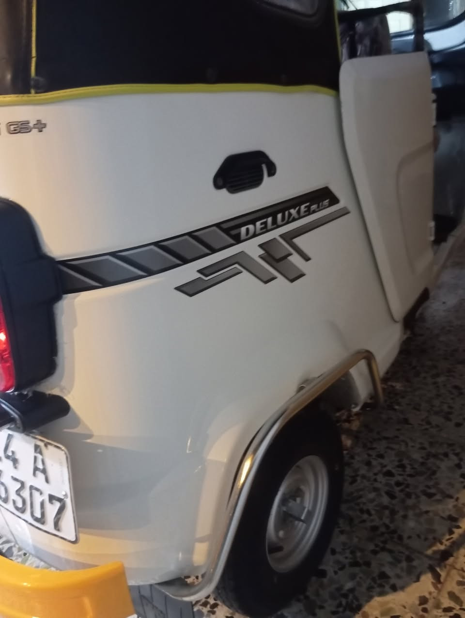 سلام عليكم تكتك لبيع تكتك زيرو ما ماشيه طالعه بل 25 سعر 10 وبيه مجال مكان بصره قبله حي لمهندسين شراي يتصل ***********
