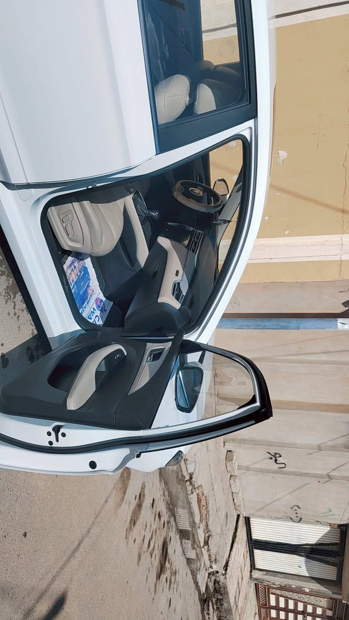 MG5 2024 🔥
السلام عليكم ام جي فايف مديل 24 (فوووول) فتحة سقف. 
ايل ايدي لد نهاري ليلي 
لايتات زنون 
نيكل دعامية ومسطرات نيكل بالدعامية
رقم دهوك تحويل ثاني يوم
محرك 1500
4 سلندر 
ويلكب حجم 16
حساس خلفي رجوع 
كامرة خليفة شاشة بلاد 
كار بلي و اندرويد اوتو
مسطرة نيكل بالصندوق 
بك لايت ايل ايدي لد
السيارة بصمة 
الصندوق بصمة 
نظام ماطور لايت 
نظام سنتر لك 
مراية كهرباء 
ايرباكات 2 
ماشية 20 الف 
كير اوتو
تحكم ستيرن
تبريد و تدفئة فول 
مثبت سرعة 
السيارة اقتصادية بالبنزين 
كير و مكينه وتبريد مكفولات
سعر السيارة 120
مكان السيارة موصل
أتصل وبيك خير وتدلل ***********
