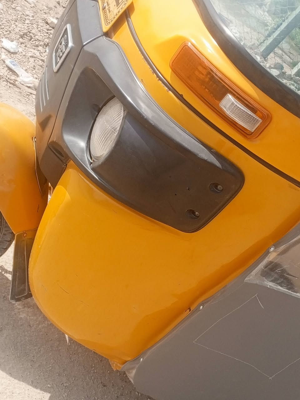 سلام عليكم تكتك للبيع موديل 2020 شهر ثاني اوراق.  تكتك بس دوس معمر بيه العنوان بغداد الامين الثانيه
الاستفسار ***********
مكلف بل نشر
