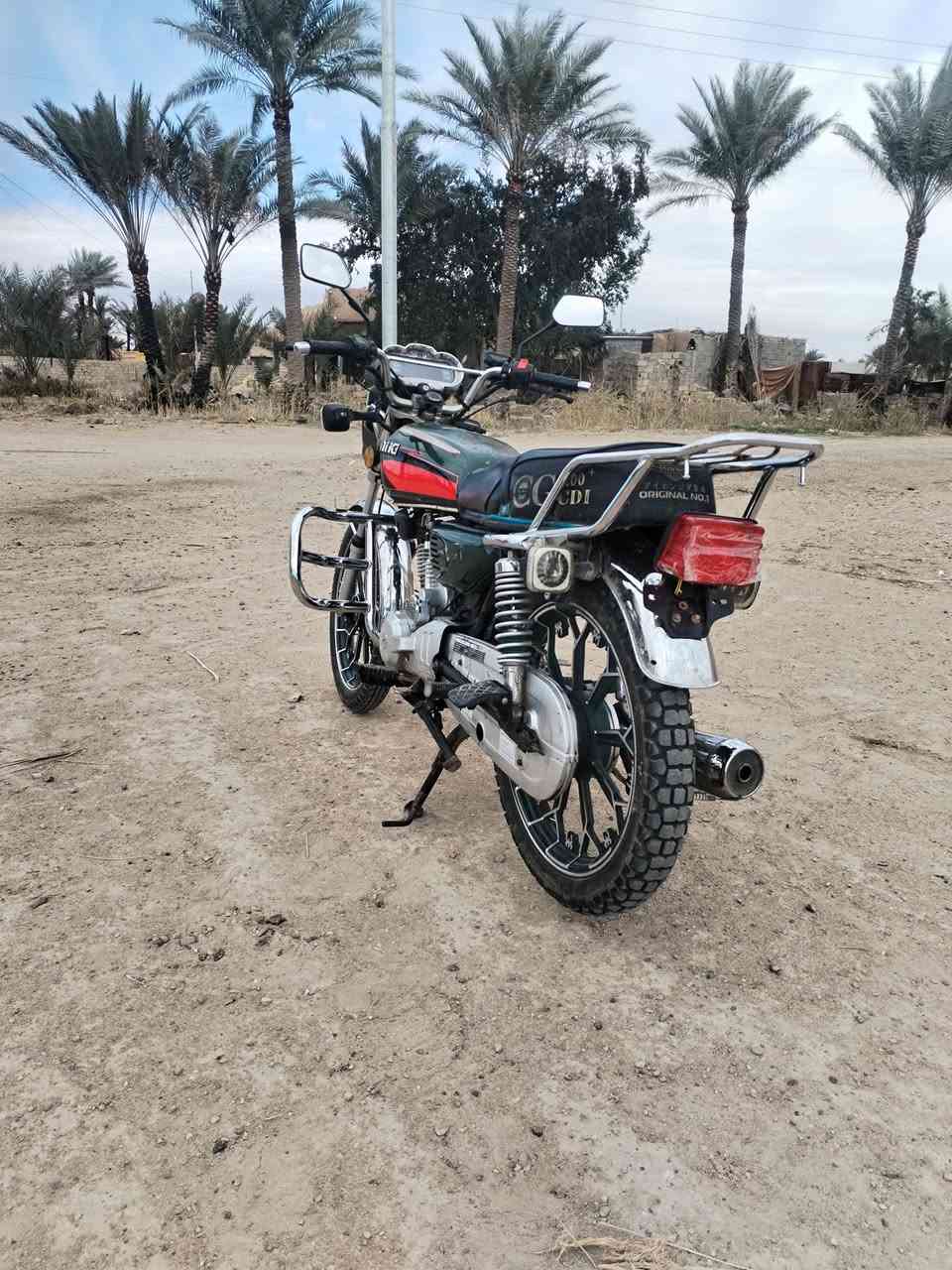 ايراني للبيع
موديل2024 محرك200 نشط شلعة دراجة جاهزة من كلشي بس دشبول بي قطع ماعرف
بي اوراق 
سعر750
مكان كرمة
***********
