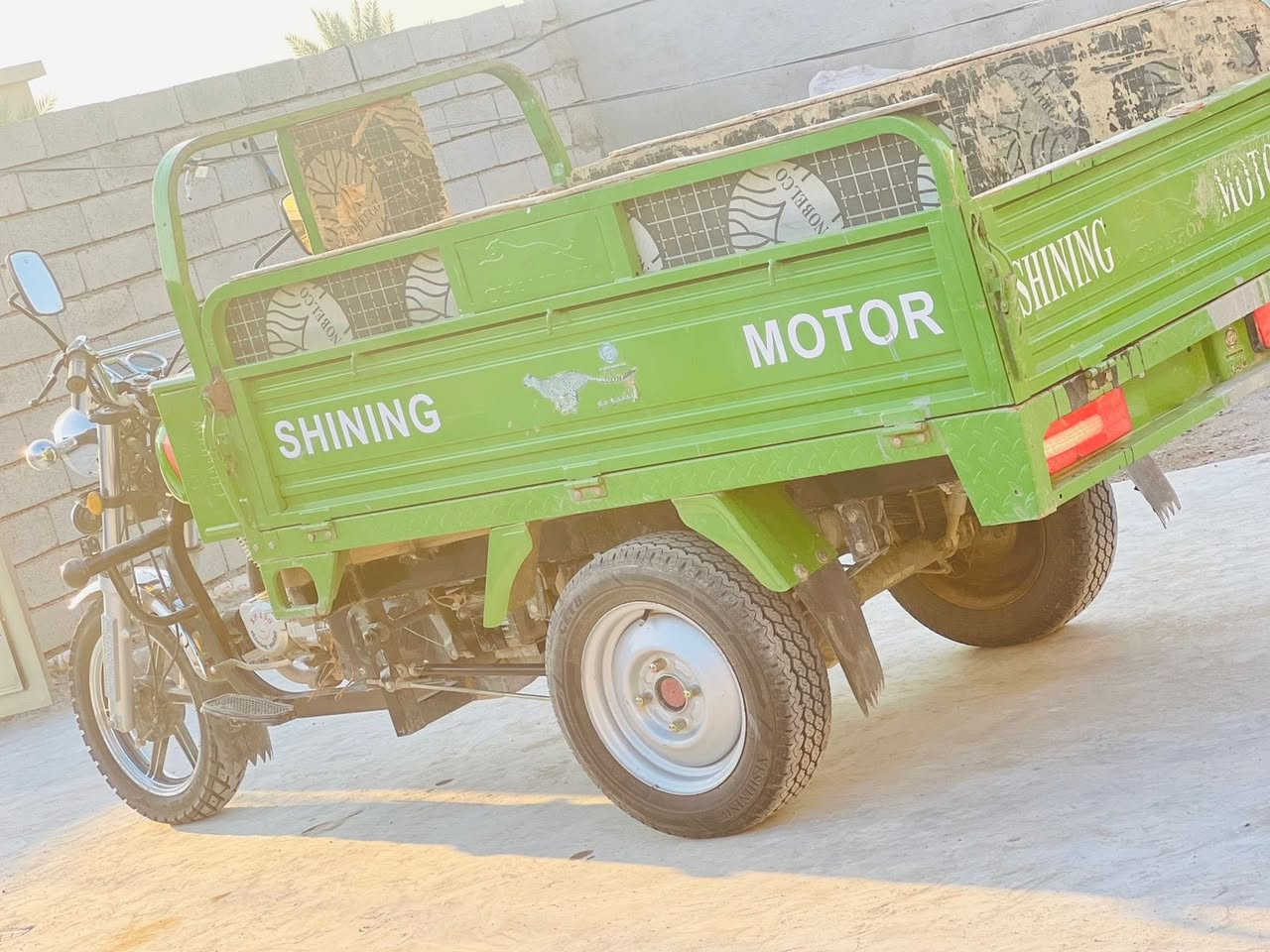 سلام عليكم ستوته البيع موديل 23كامله مابيها نقص 

رايدها مليونين مكاني بغداد سبع البور 
***********
