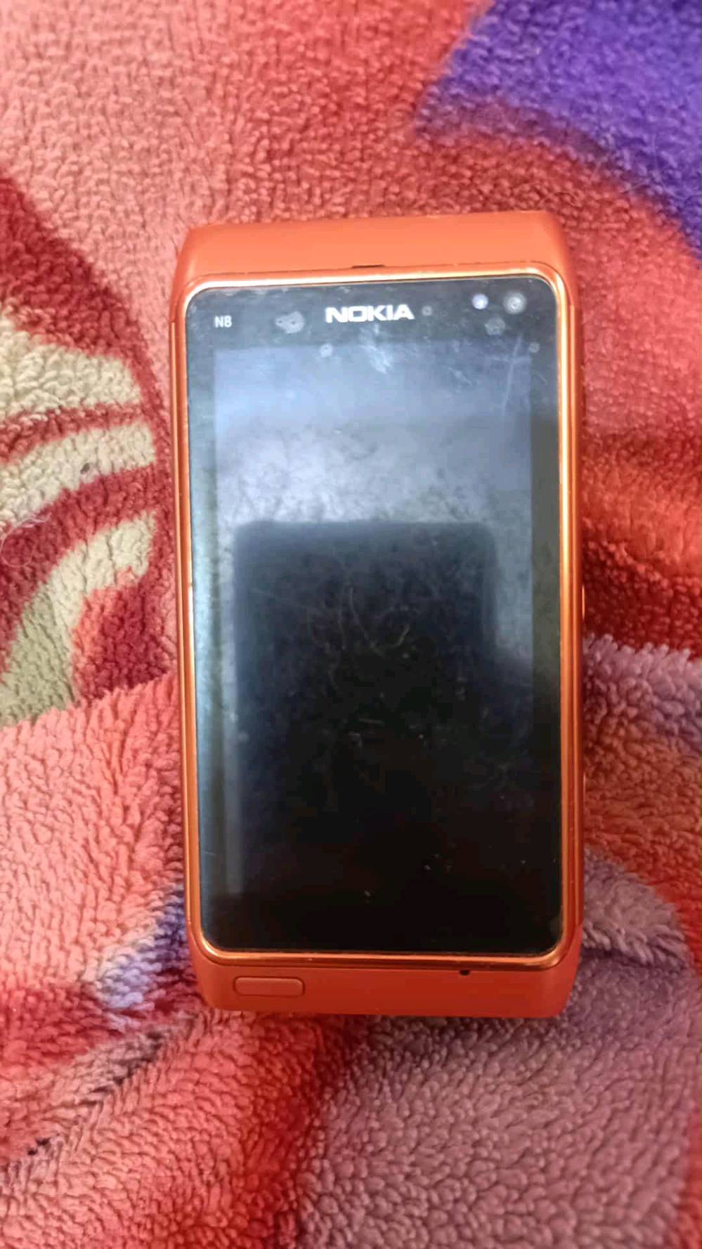 هاتف نوكيا N8 جديد باله 