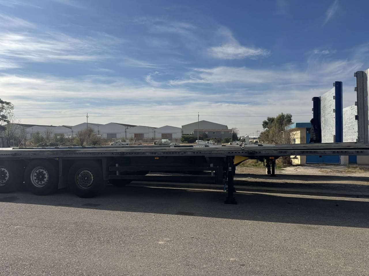 4 عربانه شميتس المانى للبيح .جاهيز ***********_***********
