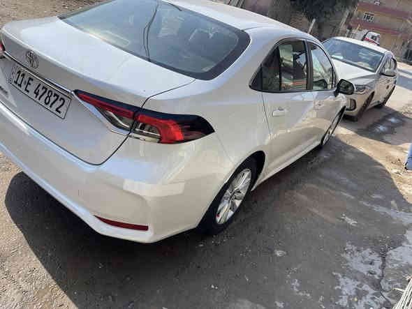 سلام عليكم كولاره موديل 2023 سياره مكفوله ماعده رصعات جدان بصيطه بل قماره +قبق الصندك رنج ماله عالي من شركه بلادي يعني ماملعوب بي سياره مكانهه كاظميه معروضه 165 وبيهه مجال ***********
