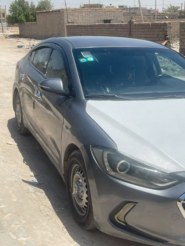 السلام عليكم النترا 17 خليجي محرك 2000 رقم بغداد الدولي بسمي مداور ثاني بيها رشات صبغ ابيع حزام مكينه كير حداديه خير من الله منظومه تبريد جديده السعر 110 وبيها مجال مكاني السماوه الخضر للاستفسار الاتصال ع ‭***********‬
