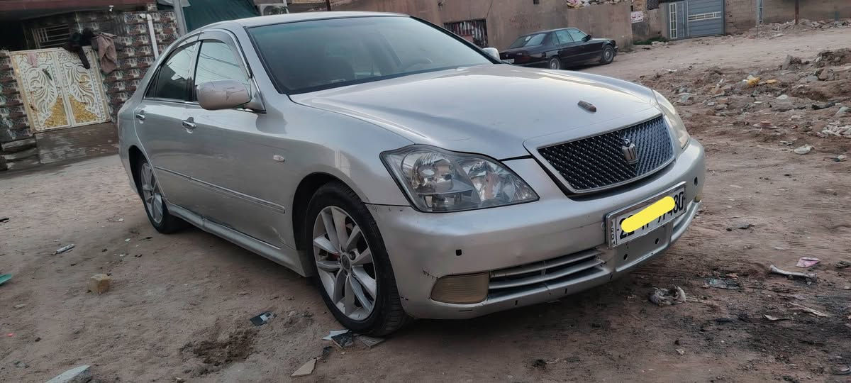 شاهينه ادوات كصتين اثلث السياره متومه طبق الاصل وي شاصي انكليزي شمالي سياره جاهزه مكينه كير حداديه تبريد اتلث دگم شاصي ٨٢ گير  s كشنات حضن كهرباء حساسات فول السياره بيع مستعجل سعر مناسب مكان ناصريه
***********
