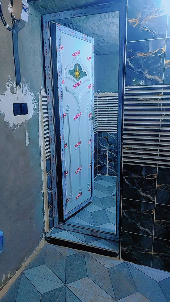 تخفيضات#
 على اسعار ابواب الصحيات 
المكان واسط العزيزية منطقة برينج قرب مدرسة العصمه 
تلفون ***********
