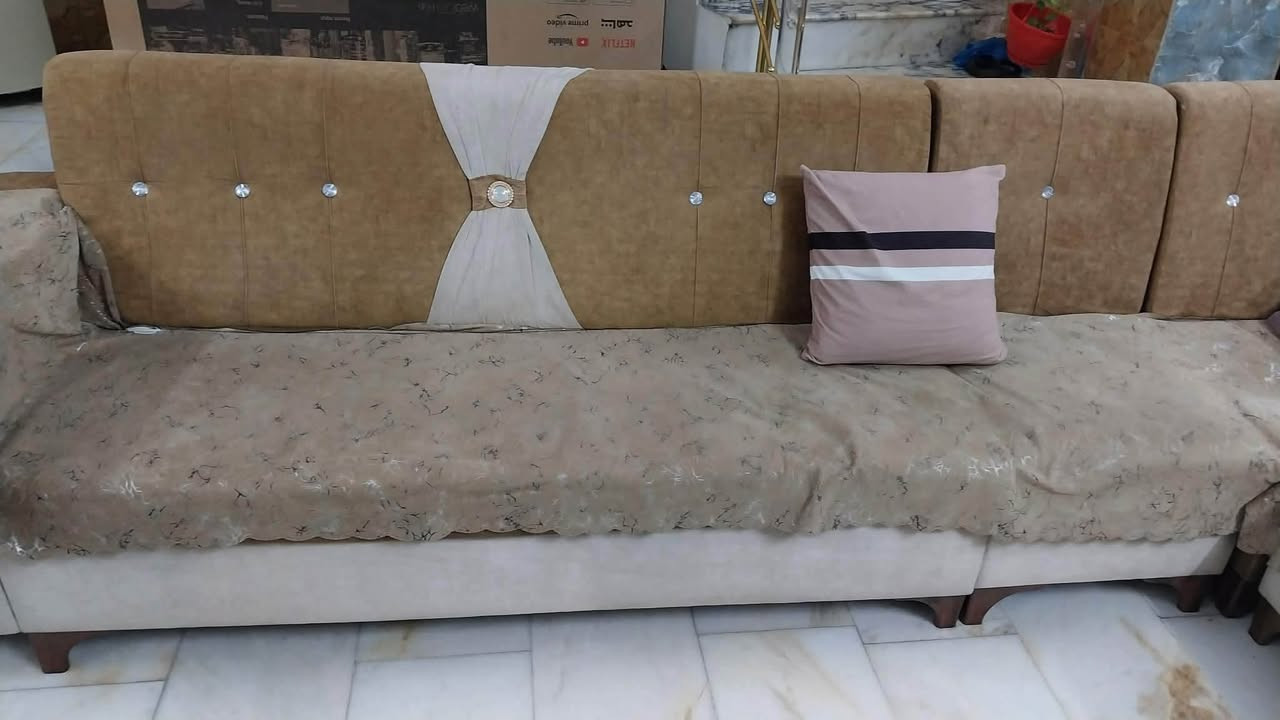 ديوان للبيع عشر مقاعد نظافة ٩٠٪؜والسعر ٢٥٠الف


**إذا كنت صاحب هذا الإعلان وتريد حذفه لأي سبب، رجاءا أرسل رسالة إلى الدعم الفني**