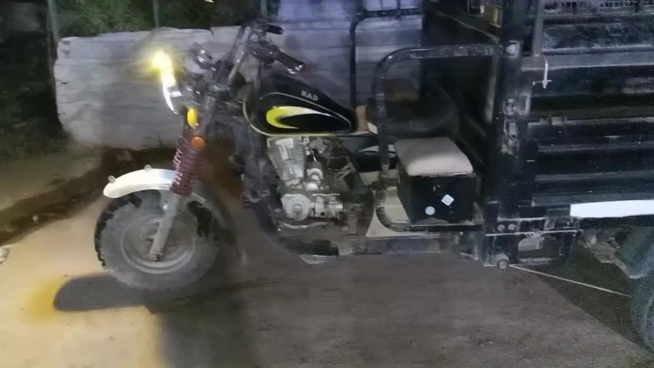 ستوته مراد شماليه مديل 20جبليه كهربائيات كامله نكره سلف جاهزه للشغل نضيفه لا خياس ولا ضربه محرك 200مامجفته محركها مديل 24 السعر مليون وستميه المكان بغداد سبع البور الستفسار ‏‪0781 216 7401‬‏ واتساب موجود
