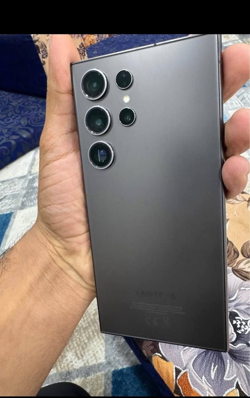 سلام عليكم
S 24 ultra 
256
ملحقات كامله 

جهاز نظافه 100 
السعر 880 الف 
***********
