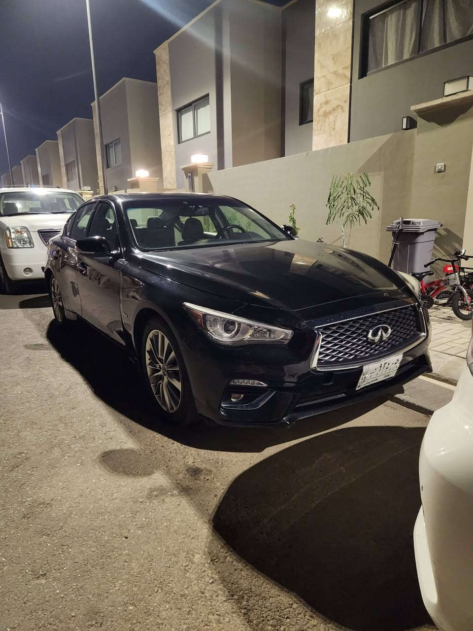انفنتي q50 2018
ماشيه 84 الف ميل

وراد امريكي ضرر جاملغ خلفي عكس السايق
بجم كبس بدون ايرباك 
مواصفات الانفنتي المعروفه 
السعر 12 ونص  بي مجال قليل
سياره بدون نقص بس الكشر بي ملاحظات 
صورة التقرير موجوده 
ومبدل مكينه جديده قبل كم شهر
السياره موجوده بالكاظميه 
***********
واتس اب
