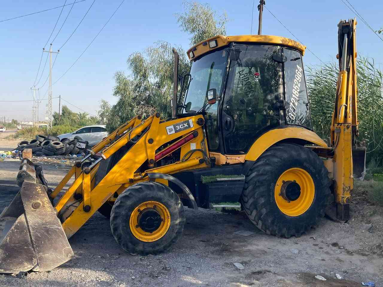 حفاره JCBللبيع مكان ديالى حفاره تخم تاير كير راجز 4نمر مكينه لا بخار ولا تنقيص شرط بسمي اتصال على الرقم ***********
