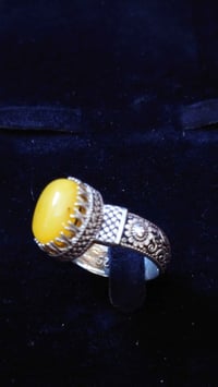 كهرب طبيعي السعر 40الف العنوان بغداد زعفرانية فضه 925الهاتف 0771460016...