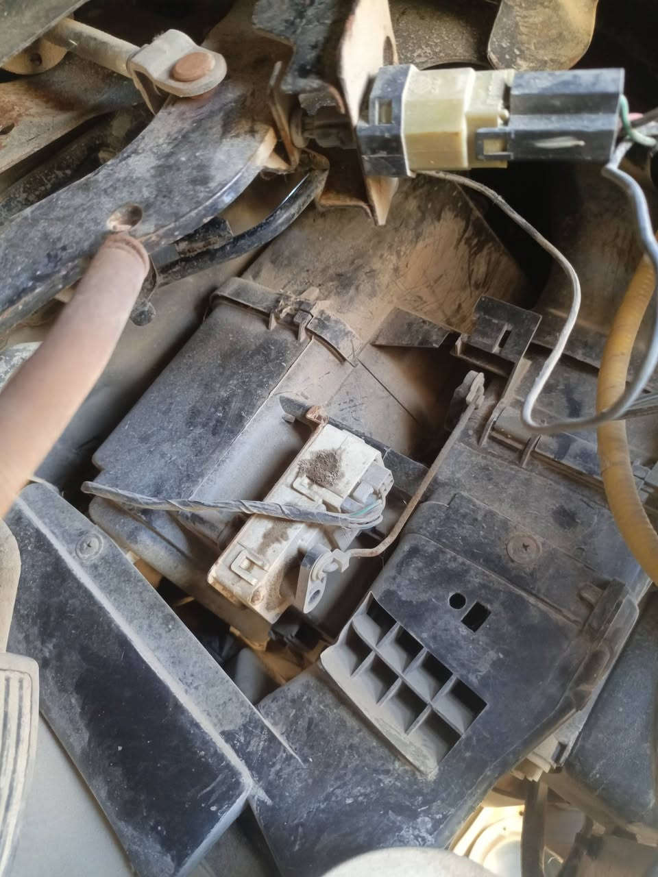 اكو غراض. بعد بيه والسعار التريحك ماعندك تاخذ بلاش..***********
