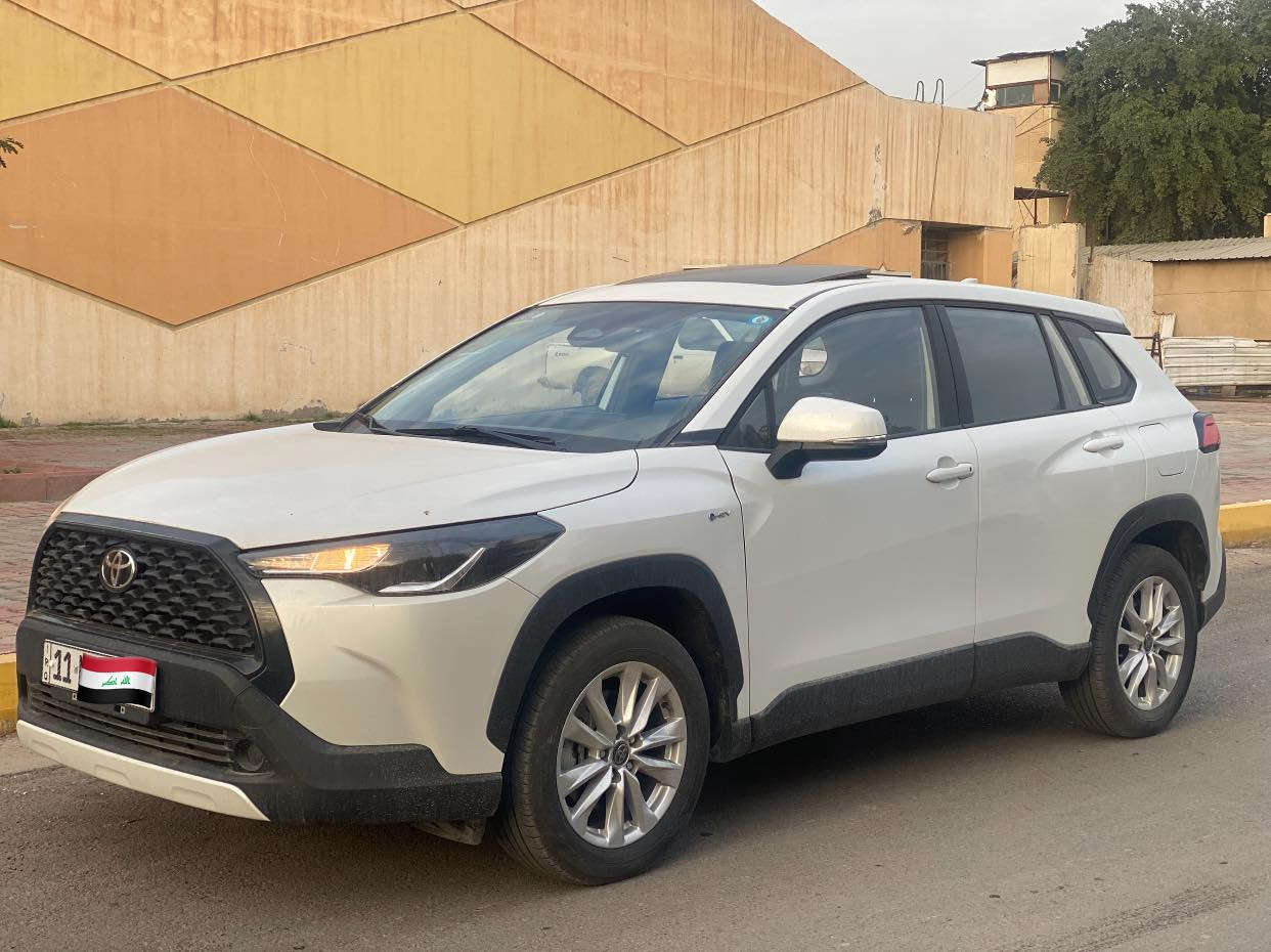 كورلا كروس موديل 2024 جديدة بدون صبغ او بارد او تبديل او فتح  ***********
