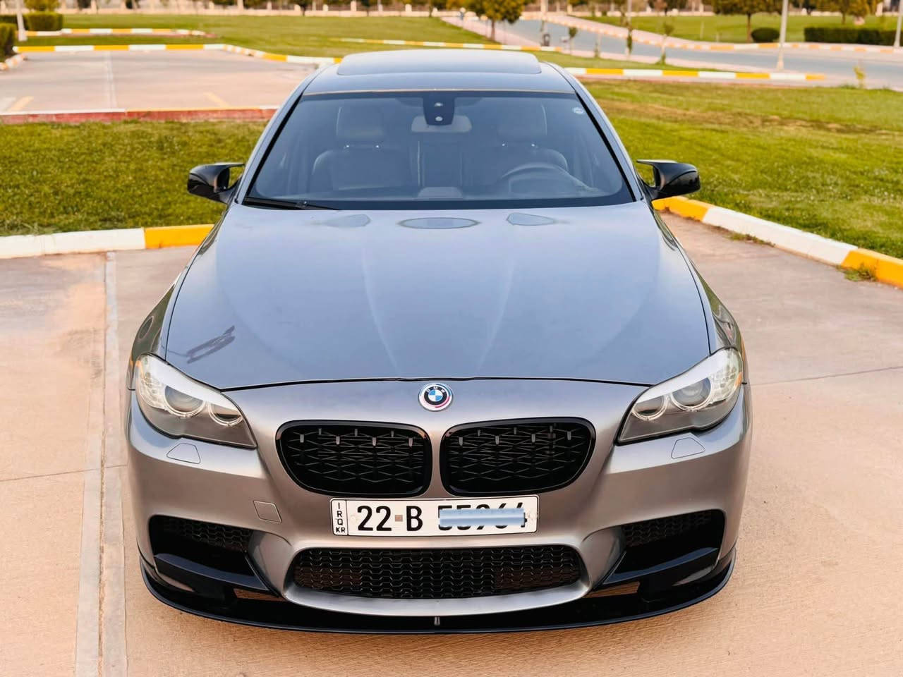 BMW series 5 2010  530i F10

بیلادی شکلی  M SPORT 
ساڕوخ مەکینە 6 پستن بەنزین n52 مەرغوب 🚀
فوول فوول قەپات مواسەفات 1/1
سلاید گەورەی مەغوب 
گێر کوبرا دەبل گێر تۆماتیک و عادی و سپۆرت 
سێ مۆدی لیخورینی هەیە
 (Normal + Sport + Sport puls)
بەسمە و شاشە گەورە 
کامێرا حەساسی پێش و دواوە
لایت outo بەرز و نزم دەبێت و Led dynamic
دەرگا بەسمە  
ماوس + X Draive
سندوق شەفت 
ڕادار پێش و پشت 
ئاوێنە کارەبای + بەخ + هیتەر 
تەبرید مەرکەزی
ویلی M5 بیلادی سپۆرت
بەگ لایت کرایتە g30 سمۆك 2023
سوکانی سپۆرت 2023 
کوشین کارەبای + جڵد + سارد و گەرم + خەزن 
كامێڕە حساس پێش و پشت
خەتی جادە
گێری سپۆرت شەفت لە سوکان
سیستەمی گزۆزی نەرمە سەوتێکی زۆر راقی هەیە
برێک بەسمە و ئۆتۆ هۆلد  زۆر مواسەفاتی تر هتد ...
تازە کامل سێرفزی بۆ کراوە 
چوار تایەی و ویلی لۆکی بۆ بوسترات
سێ پاڕچەی بۆیاغە بێ ژورێ بێ ئەیڕباگ بەس پەمپ
( گێر + مەکینە + کارەبای + تەقەورەقە + تەبرید ) بەشەرت 
دەعامی بۆ دەعامی هەموو هەموو گیانی بەشەرت 
سەیارەکە زۆر خاوێنە 
سعر 145 وەرەقە و کەمێک مجال
شوێن // هەولێر
گۆینەوەش دەکەم بەشتێک بەدلم بێت
بۆ زانیاری زیاتر نامە بنێرن لەخزمەت دام . أربيل, العراق


**إذا كنت صاحب هذا الإعلان وتريد حذفه لأي سبب، رجاءا أرسل رسالة إلى الدعم الفني**