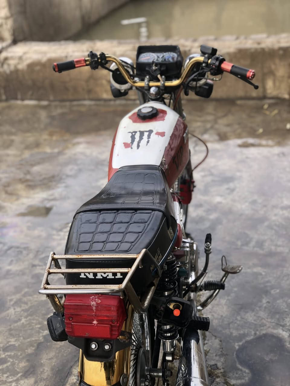 دراجة للبيع موديل 23مكينه روبار مابي اي عيب سعر 450بي مجال قليل مكان خانقين ميخاس رقم ***********
