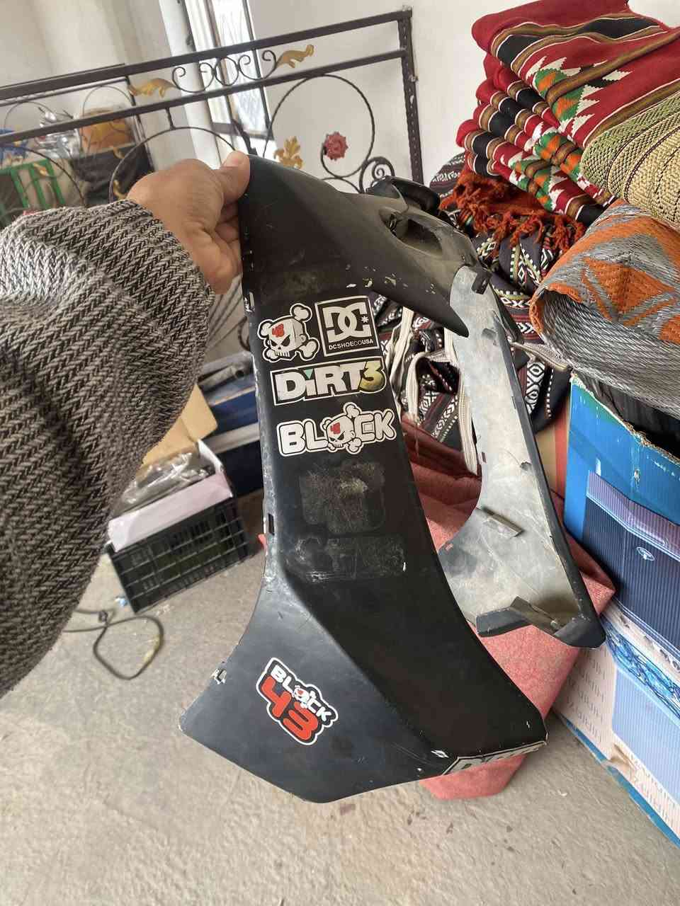 جاي اصفي راسلني بخدمتك ***********
