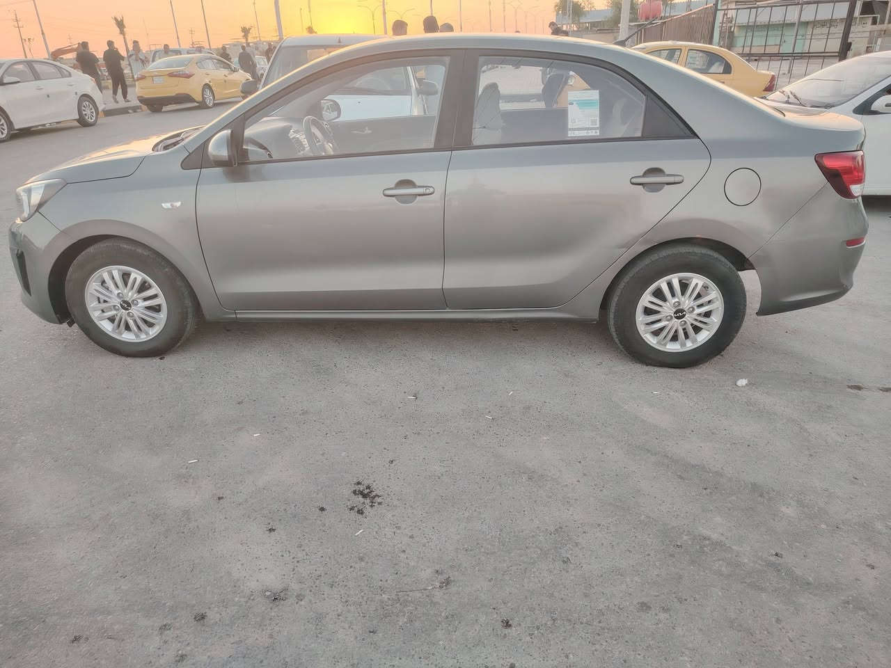 سيار كيا بيجاس موديل ٢٠٢٣ وارد خليجي بيه ضربه بالجاملغ الخلفي ماشية ٦٦ السعر ١٠٠   بيه مجال ما مرقمه  مكان السيار في السماوه *********** مكينه ١٤٠٠
