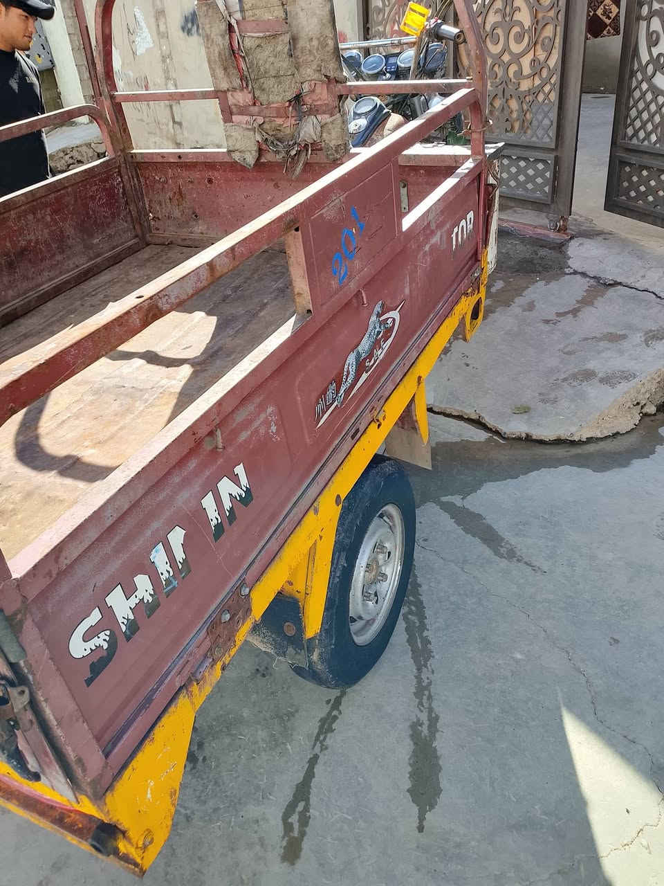 سلام عليكم ستوته موديل 14للبيع سعر 850 وبيه مجال قليل 
***********
