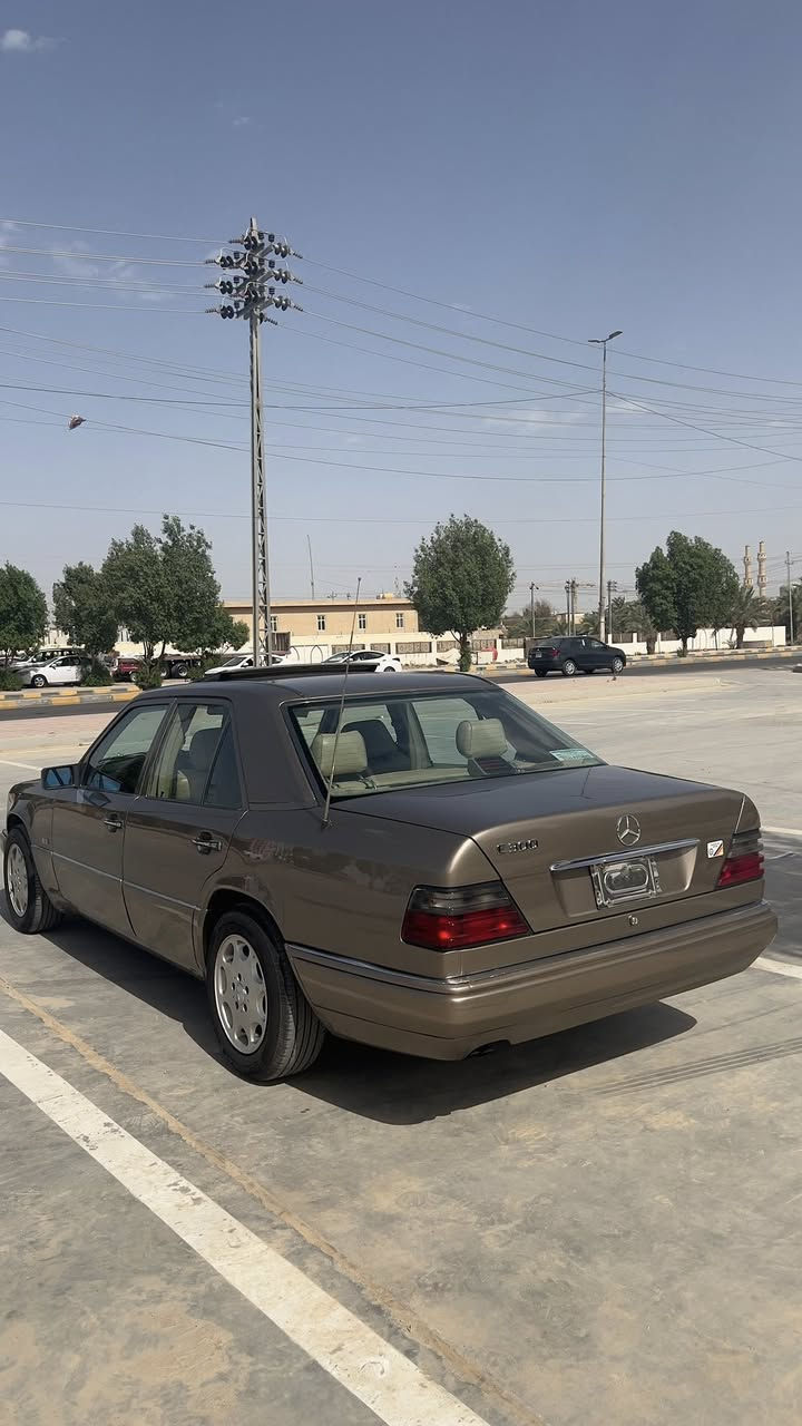 مارسيدس دب
مارسيدس دب 300محدث 320 

كفالة عامة من الضربة 

فقط صبغ جمالية 

موديل 91اصل محدث بيبي شبح 

رقم بغداد صدامي 

🔹مكينة وكير مكفولات 

🔹تبريد شغال

🔹مكينة بلادي مامحور 

🔹حدادية جديدة 

🔹تخم تاير جديد 

🔹ويل تفاحة جديد

🔹فتحة سقف شغالة 

🔹قواعد دبلات بلاديات 

🔹اريل ع فتحة السويج 

🔹كشنات كهرباء 

🔹غرفة بيجي جديدة بالجيس

🔹هورن مارسيدس البلادي 

سيارة خير من الله وماعايزه برغي 

وبالواقع احلى من صور 

وبالعافيه ع الي ياخذها 

العنوان📍 : النجف الاشرف

السعر : 95وبيها مجال للشراي


**إذا كنت صاحب هذا الإعلان وتريد حذفه لأي سبب، رجاءا أرسل رسالة إلى الدعم الفني**
