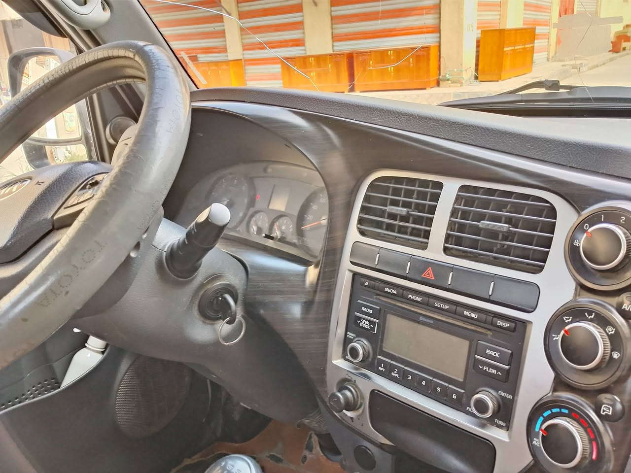 السلام عليك بيع سريع كيه فحل 18مسكر سبلاين سيارة جديدة مال جناي رقم بصره تحويل ثاني يوم   للاستفسار الاتصال *********** السعر مال بيع قفل 129
