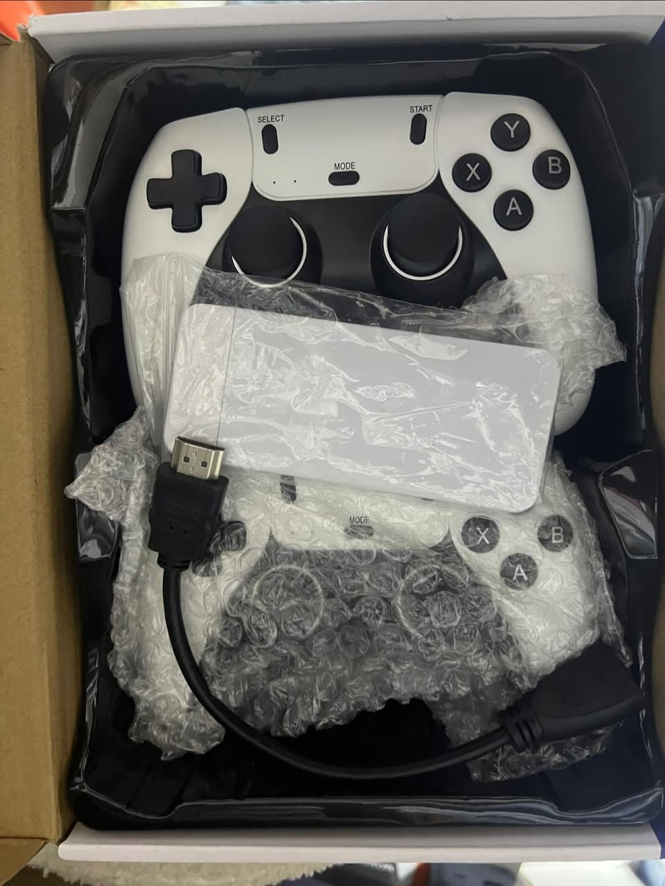 السلام عليكم
جهاز العاب بهذا الشكل جديد غير مستخدم امزون
٢٥ الف او بالعافيه
متوفر توصيل كل المحافظات


**إذا كنت صاحب هذا الإعلان وتريد حذفه لأي سبب، رجاءا أرسل رسالة إلى الدعم الفني**