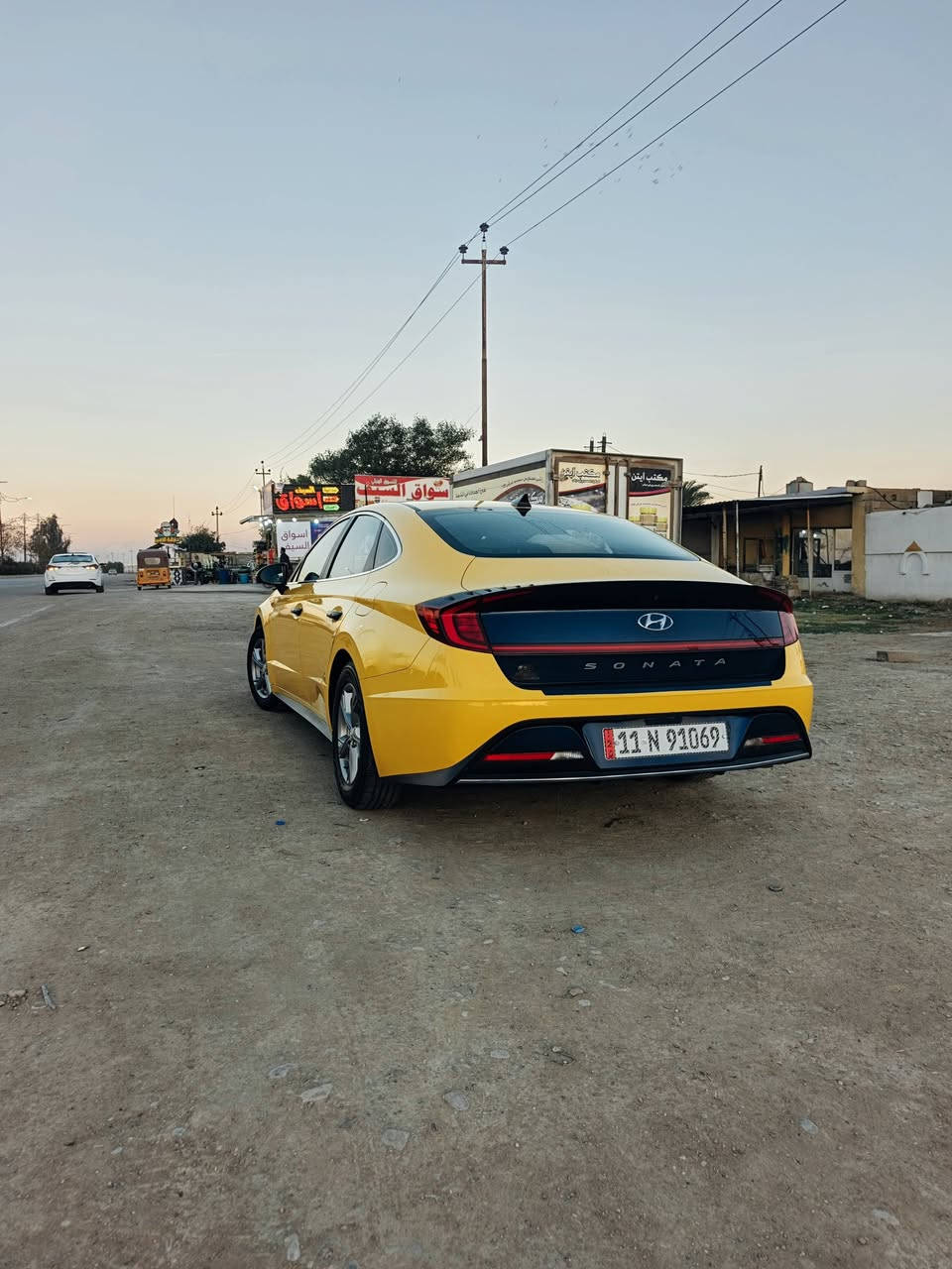 سلام عليكم
سوناتا 2020
بدون اي قطعه 
ماشيه 100الف 
بيع فقط 
مكان ديالئ 
السعر 175$ وبي مجال 
***********
