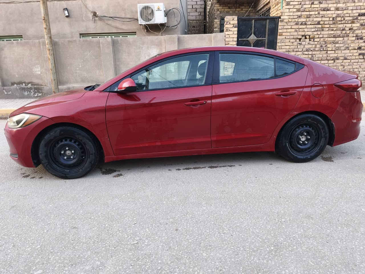 السلام عليكم
سيارة النترا مديل ٢٠١٧ وراد امريكي داخلة كلين للعراق وبيهة حادث بالعراق جاملغ مبدل 
بيهة نقص تبريد يرادلة تصليح 
وبيهة ضربة بالباب اليخلفي جهة اليمين موجودة صورتة بالمنشور 
سعرهة ب١٢٥ وبيهة مجال 
عنوان الديوانية مركز 
تواصل خاص


**إذا كنت صاحب هذا الإعلان وتريد حذفه لأي سبب، رجاءا أرسل رسالة إلى الدعم الفني**