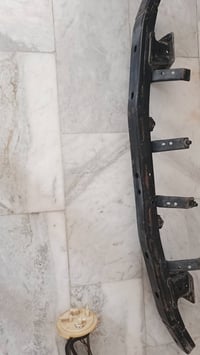 غراض نيسان باترول للبيع   بدنه  عدد 1 للبيع سعرها 80 الف وبيها مجال   ...