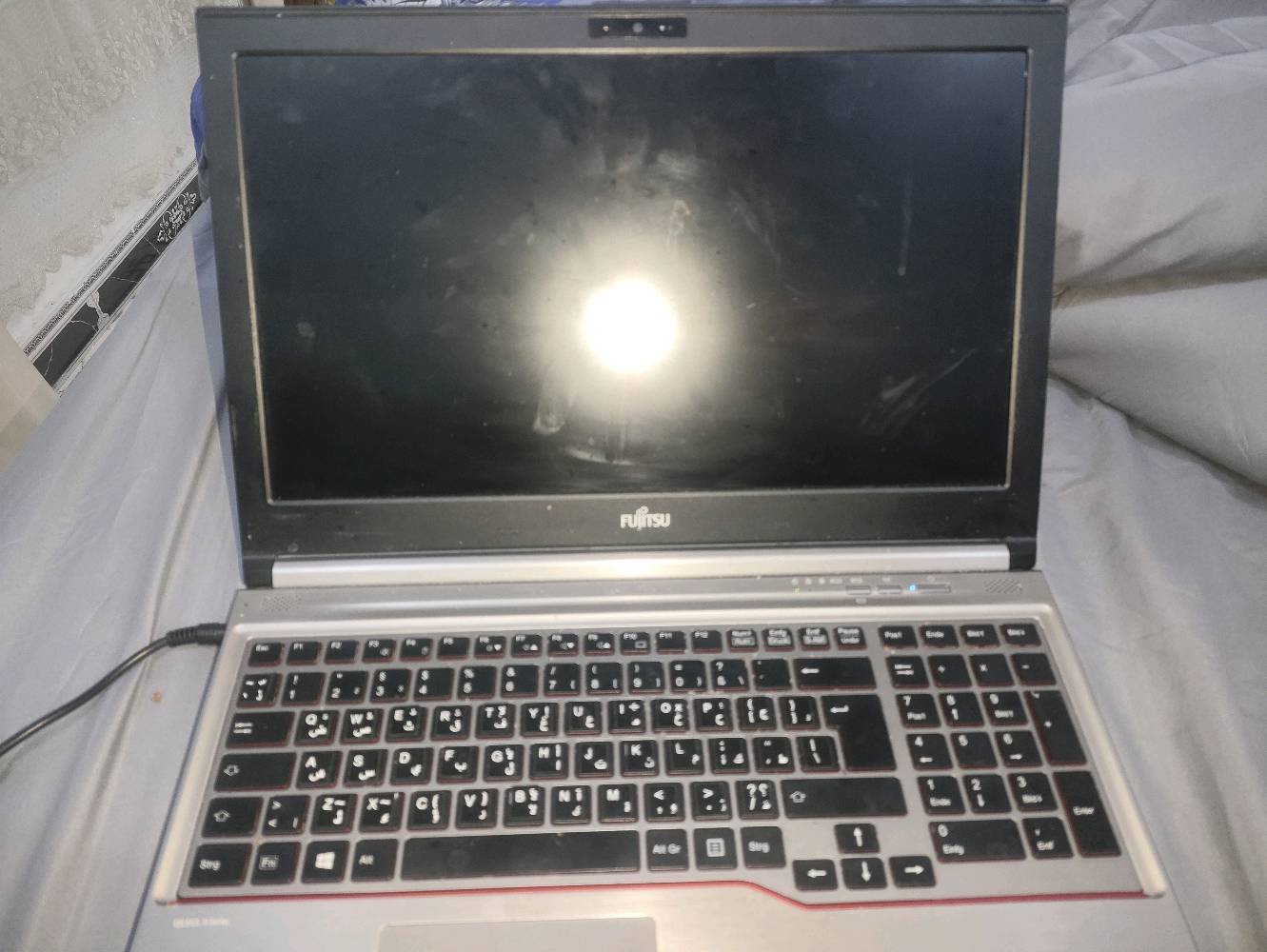 لابتوب ياباني باله

معالج كور اي 5 جيل 6

كارت شاشة خارجي انفيديه 2 كيكه

کارت شاشة داخلي 8 كيكه

رام 16

هارد 512

منصب عليه لعبه 5 gta مع موداد كرافكس وسيارات واقعيه

لعبه فار كراي 4

لعبه بيس 17 سعر 300 وبي مجال ابي الخصيب عويسيان 
ما هو موديل اللابتوب بالتحديد؟: 
باله ياباني
أين موقعك لعرض اللابتوب؟: 
الي الخصيب عويسيان 
هل الشاحن وكافة الملحقات الأصلية متوفرة؟: 
نعم مع يد تحكم للعاب جوستك 
ما هي حالة البطارية حالياً؟: 
جيده عند لعب العاب يجب توصيله بلمحوله للداء الفضل 