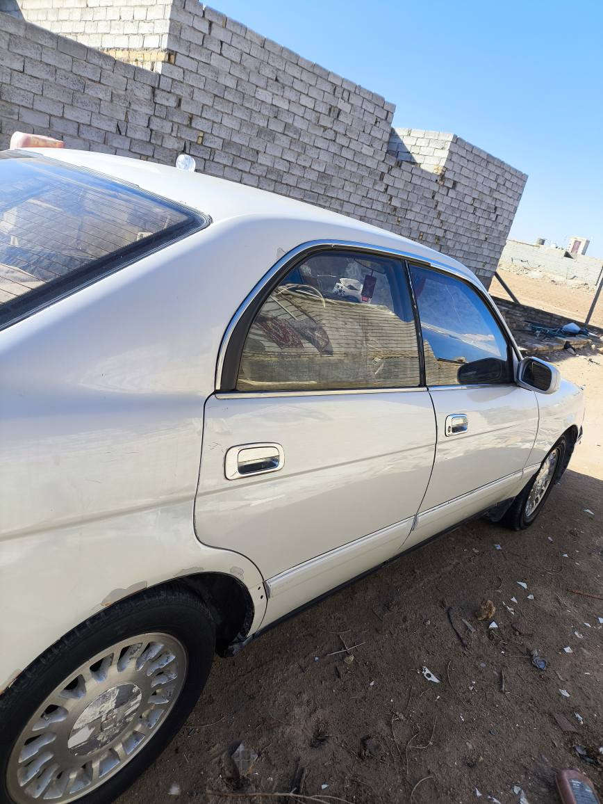 يالله  سلام عليكم
بيه ضربه بسبطه  الباب. ابيعه عل هل وضعيه البيبان تارسه الصناعي بس مافرغله مرتبط بعمل مكينه وكير كفاله ديفور الجبير وعلي ستوني مشتري مصطره بخاخت جديده كفاله كص ونقل وصوليات بسمي رقم. انبار مشروع وطني  انكليزي هزه جديده سنويه لل30 رايده ب43قفل ‏‪0781 428 3093‬‏ مكاني نجف
