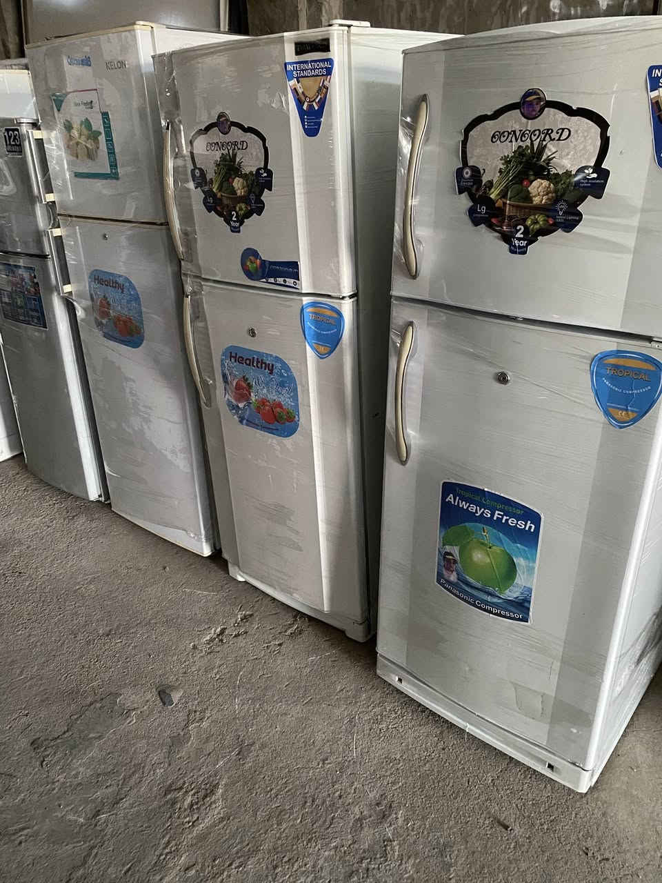 اللهم صلي على محمد وآل محمد
تم وصول حاويه ثلاجات مستعمله شي قليله على فحص وضمان وكافه الاحجام واسعار مناسبه جداً جداً جوه سوك 

العنوان بابل المدحتيه العلاك مجاور معمل مياه الباخره 
للاتصال ***********
