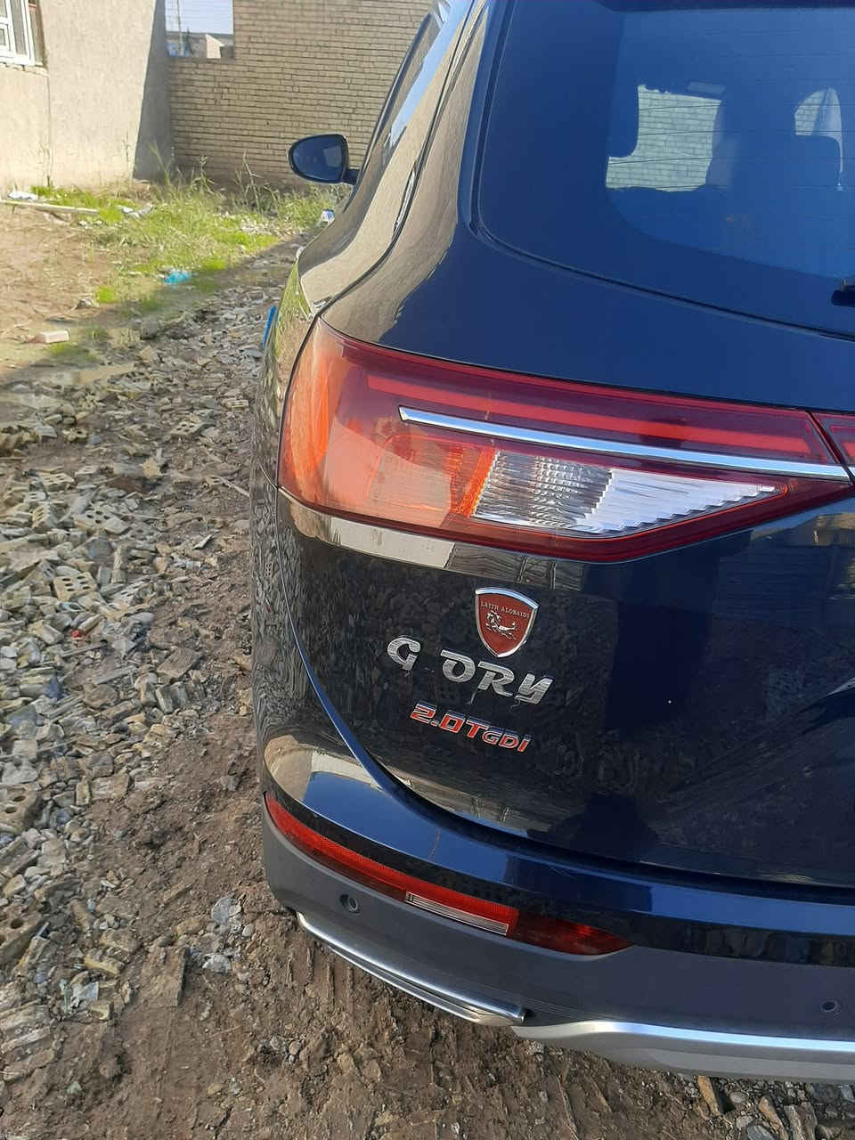 السلام عليكم سيارة للبيع اسمه دوق فنك موديل 23 ماشيه 41 الف ضمان ثلاث سنوات من شركه اليث العبيدي سبعة راكب محرك تيربو 2000 فوال موصفات فتحه سقف تحكمات ستيرن الون اسود رقم بغداد بأسمي كفاله عامه ماعده شخط بالباب مايبين السعر170 ورقه وبيه مجال وهذا رقم الهاتف *********** وبيه واتساب
