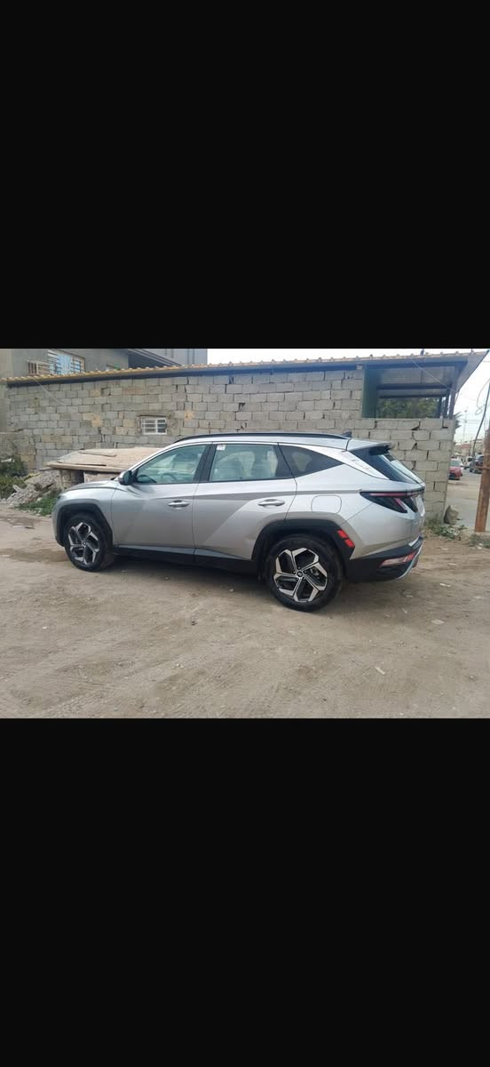 السلام عليكم توسان للبيع موديل ٢٠٢٣ وارد امريكي فول مواصفات تبديل بنيد وصبغ حزام 
السعر ١٥٠ ومجال جدا بسيط
رقم بغداد تحويل مباشر مكانها بغداد


**إذا كنت صاحب هذا الإعلان وتريد حذفه لأي سبب، رجاءا أرسل رسالة إلى الدعم الفني**