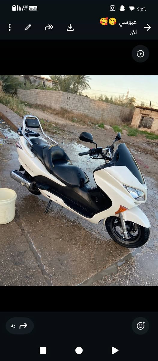 دراجه ما صراله 8تشهر نضيفه كلش نقص وحد ما بيه مال رمبه كير عادي تمتيك ماشي 32 كلشي بيه شغال بصمه ما بيه نقص كفاله عامه سعر 1500قفلً دراجه كبال عينك ***********هاذه رقمي
