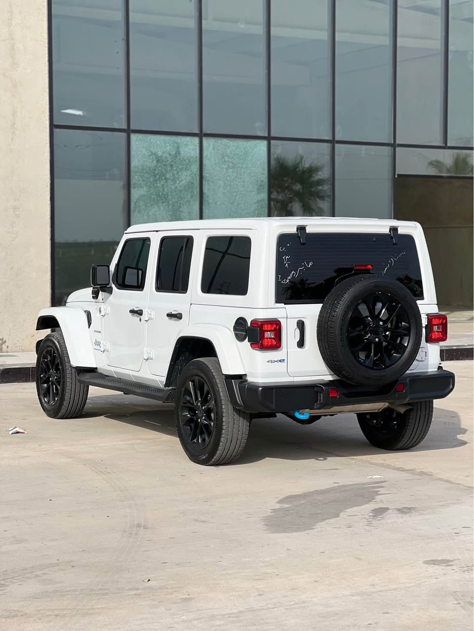 جوری ئوتومبێل:JEEP
 مۆديل: JEEP WRANGLER 4XE
مۆديلى سال:2024
هايبرد و بنزين ٤ پستون
ماوەى رۆيشتن:,33.000مايل 
 بوياغي نييه 
ارباكي ستيرن و شان ته قييه سستم كراوه 
نرخ 308 ورقه و مجال
بۆ زانيارى زياتر دەربارەى ئوتومبيێلەكه،
 تكايه پەيوەندى بەم ژمارەيەوه بكه: 
***********
********
JEEP
الموديل: JEEP WRANGLER 4XE
سنة الصنع :2024
هايبرد و بنزين ٤ سلندر 
المسافة المقطوعة :33 الف مايل 
الضرر: بدون صبغ ارباك سترن و برده طاك مراجع سستم 
السعر :٣٠٨ ورقه و مجال 
لمزيد من المعلومات حول السيارة، يُرجى الاتصال على هذا الرقم:
*********** أربيل, العراق
