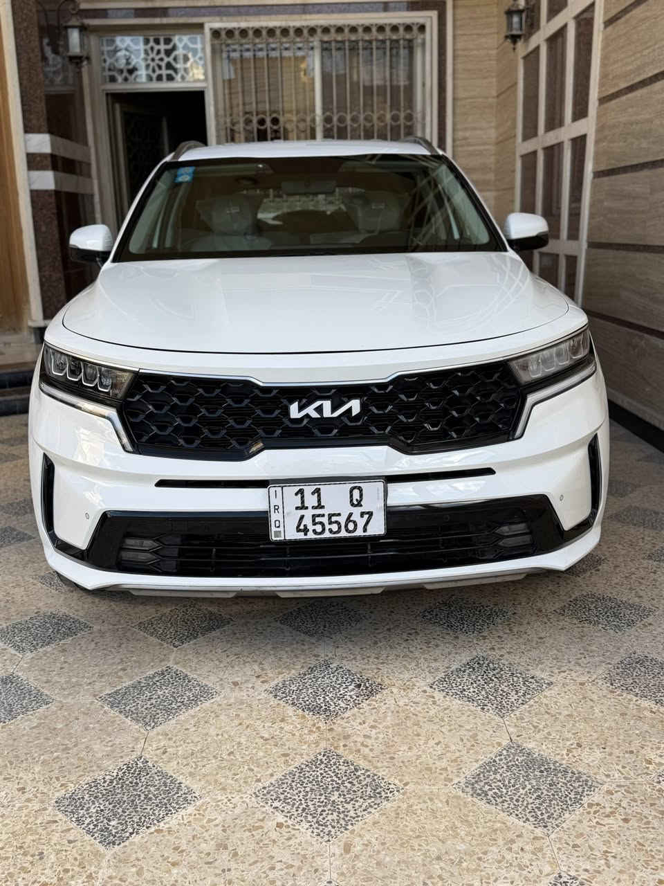 السلام عليكم
سورنتو 2023 خليجي بيها فقط بنيد مصبوغ اثر طخه سطحيه بدون دواخل ماشبه 34 كم حقيقي 
محرك 6 سلندر 7 راكب 3 قطع تبريد سياره جاهزه
العنوان بغداد السيديه
السعر 255$
للاستفسار ***********
