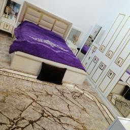 بيت للبيع طابو صرف ١٠٠ متر خلفي بشارع ابو لبنان مقابيل صيدليه ايفان قرب دورية الشرطة بناء حديث عرض الدربونه مترتين ب٨٥.  ***********
